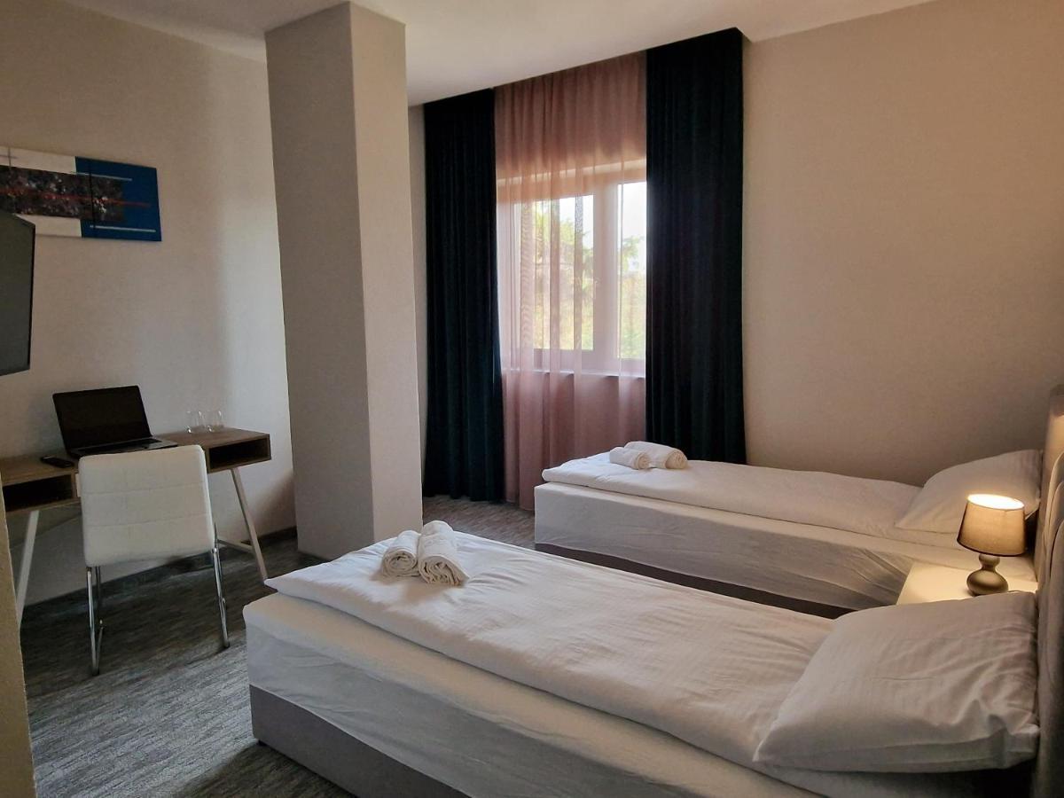 Art'S Luxury Boutique Hotel Oradea Buitenkant foto